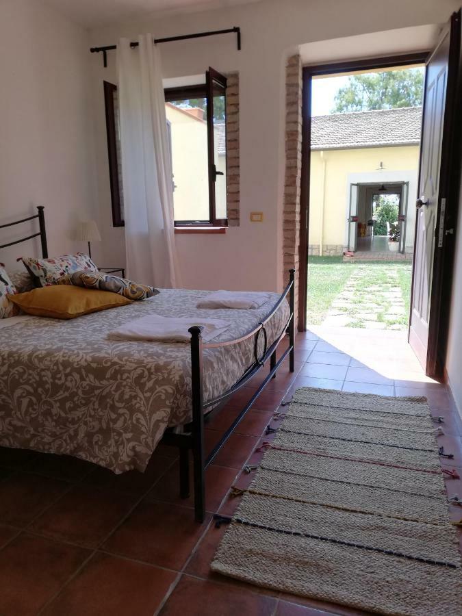 Agriturismo Le Folaghe Terracina Luaran gambar